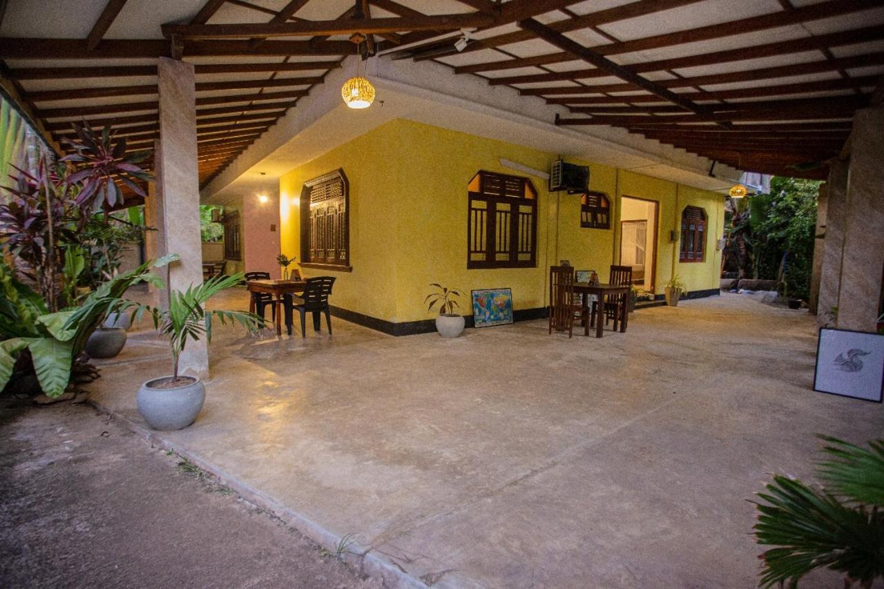 Hotel Mealanie'S House à Unawatuna Extérieur photo